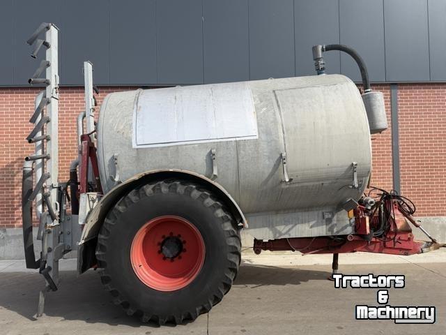 Gülletankwagen / Güllefässer Ipsam 10865