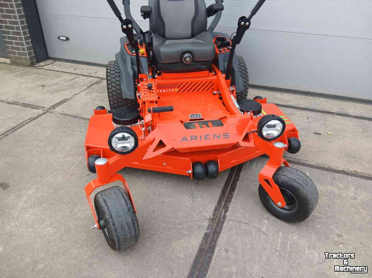 Aufsitzrasenmäher Ariens Zenith  RD60 E  zeroturn maaier