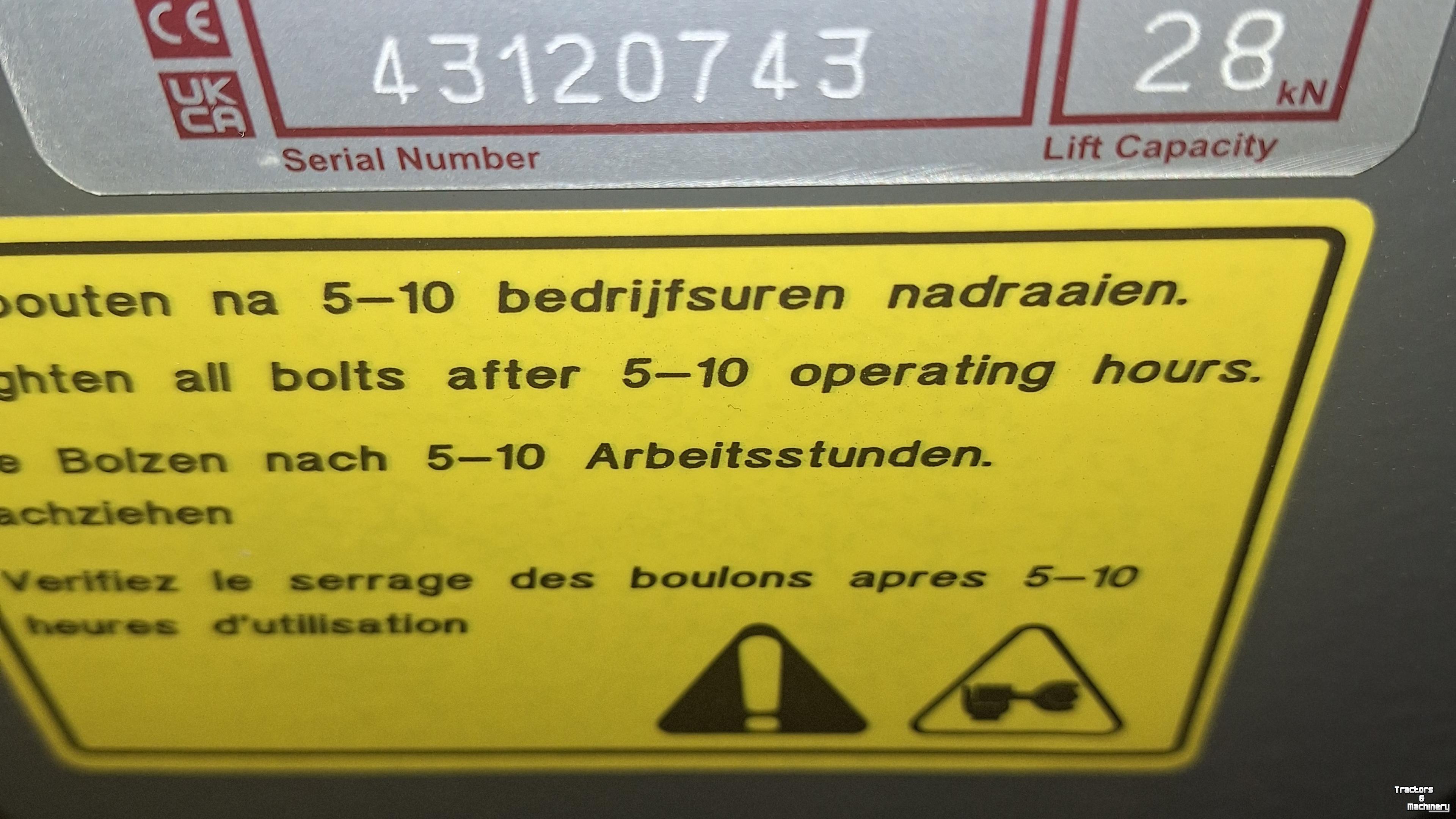 Fronthydraulik & Frontzapfwellen Zuidberg ZUIDBERG 28  KN ZUIDBERG FRONTHEF MF 5S SERIE