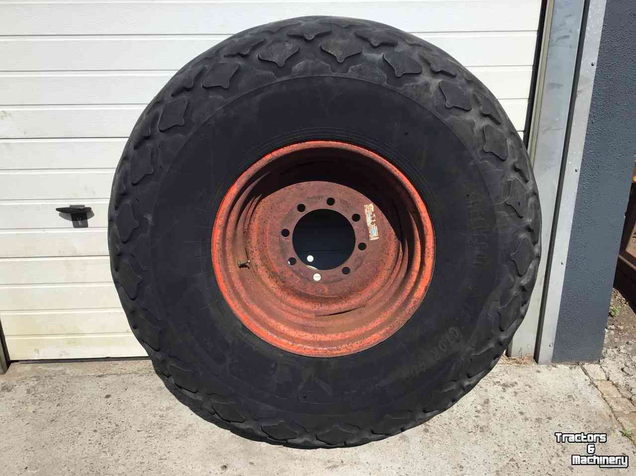 Räder, Reifen, Felgen & Distanzringe Trelleborg 23.1-26 Tractor 409