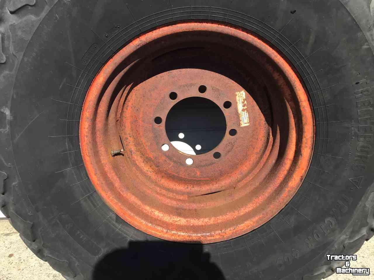 Räder, Reifen, Felgen & Distanzringe Trelleborg 23.1-26 Tractor 409