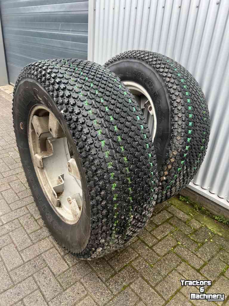 Räder, Reifen, Felgen & Distanzringe Michelin 440/65-28