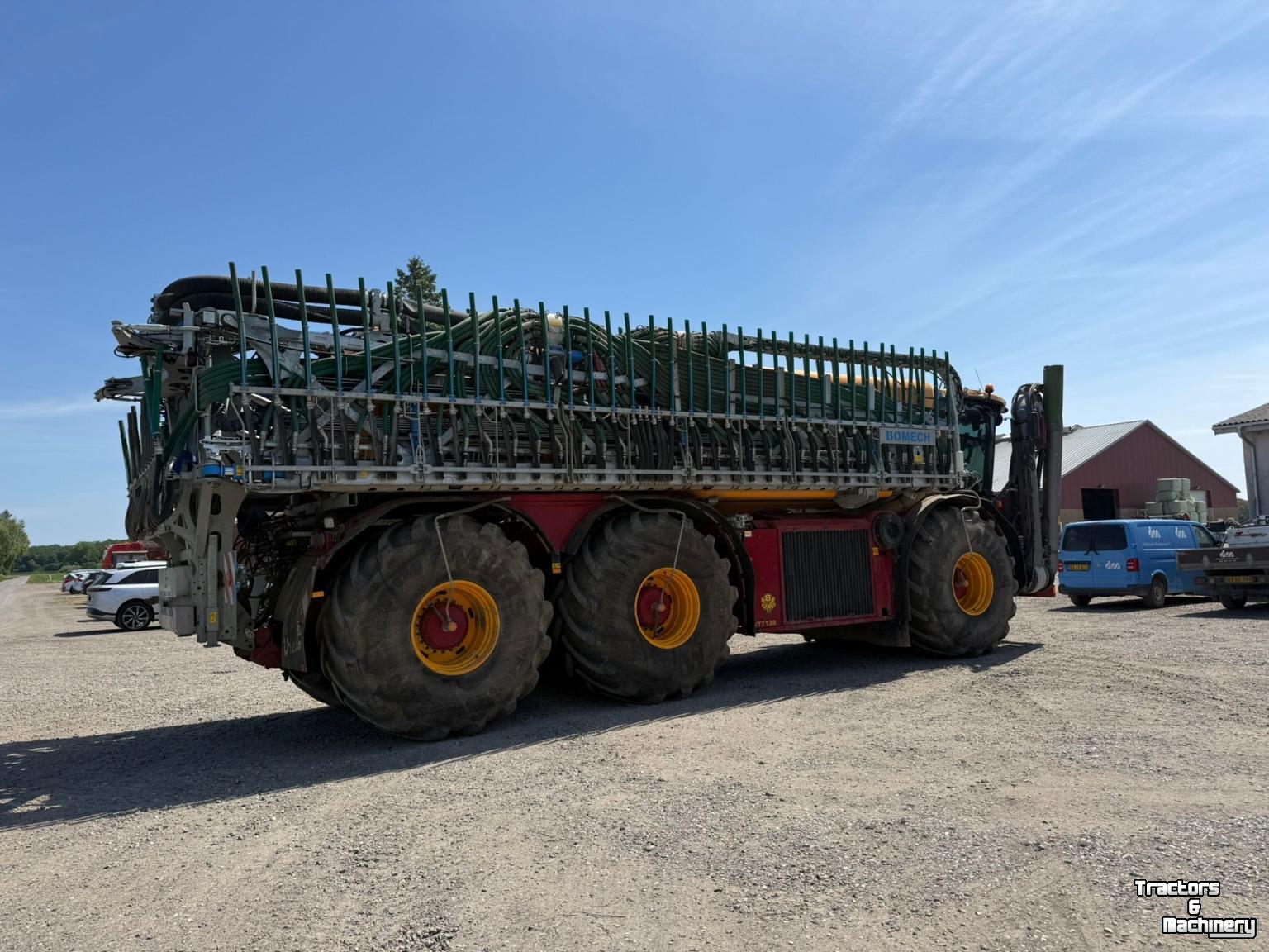 Gülletankwagen / Güllefässer Vredo VT7138 incl. Bomech 36m