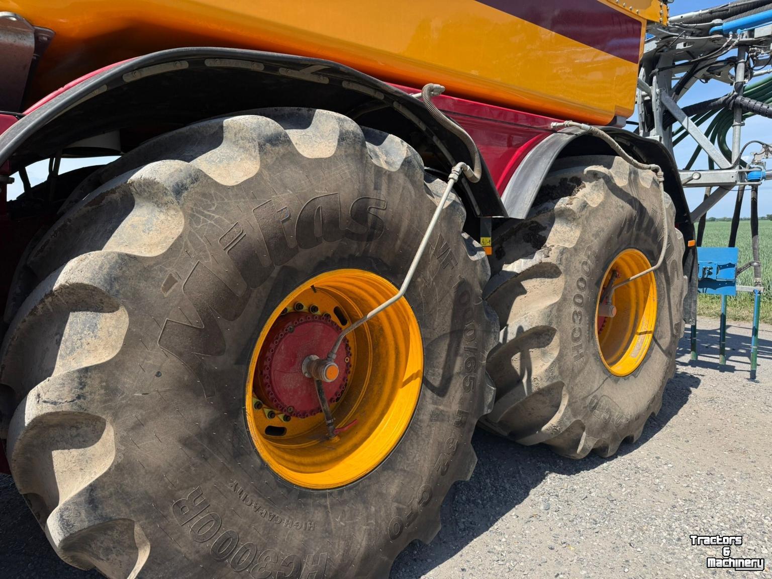 Gülletankwagen / Güllefässer Vredo VT7138 incl. Bomech 36m