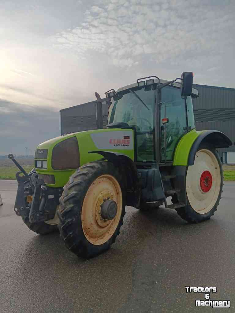 Schlepper / Traktoren Claas 696RZ