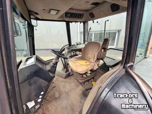 Schlepper / Traktor Valtra 8150