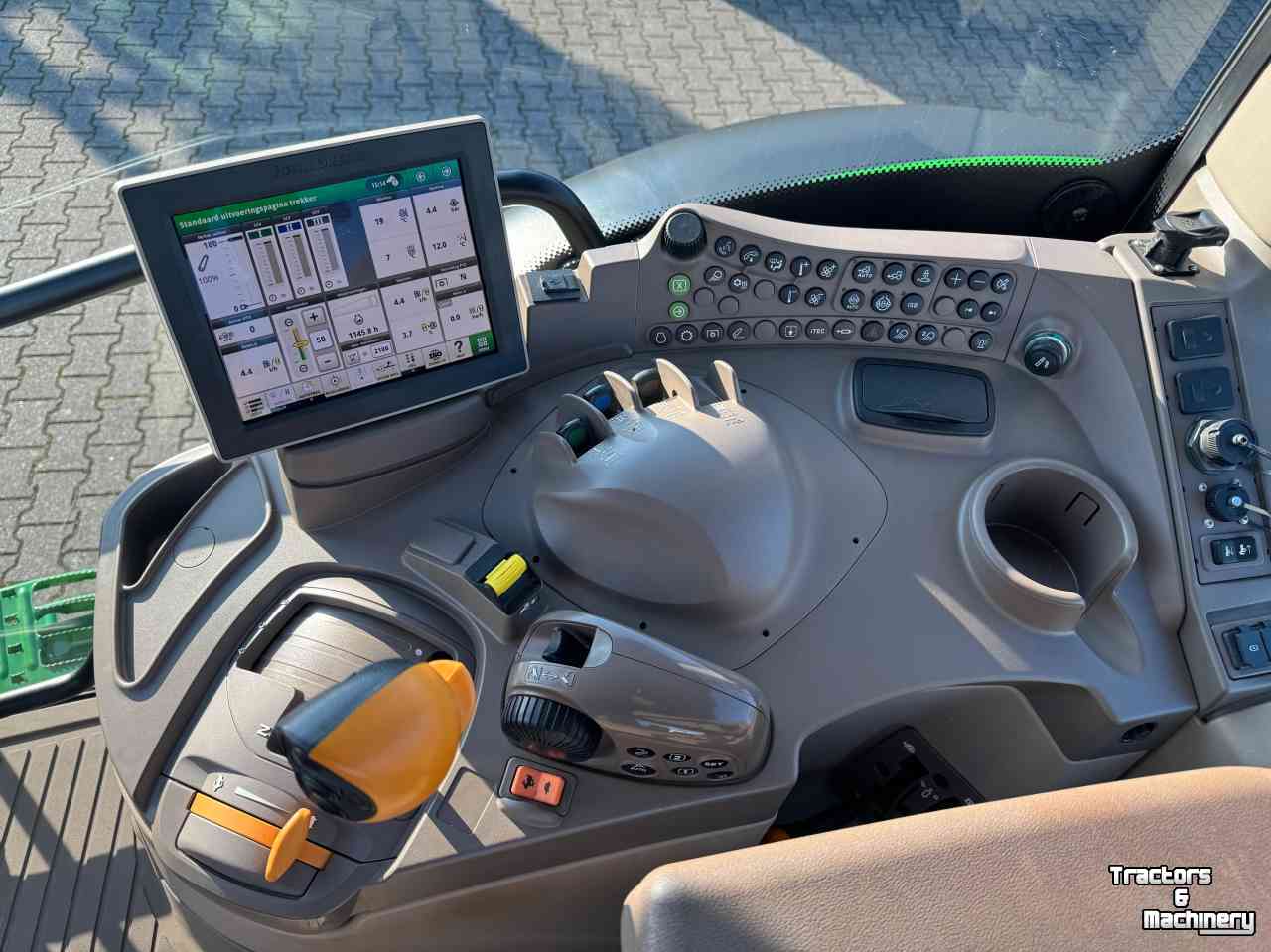 Schlepper / Traktoren John Deere 6120R AQ 40-eco + KRUIP TLS HCS 1150 UUR!!!