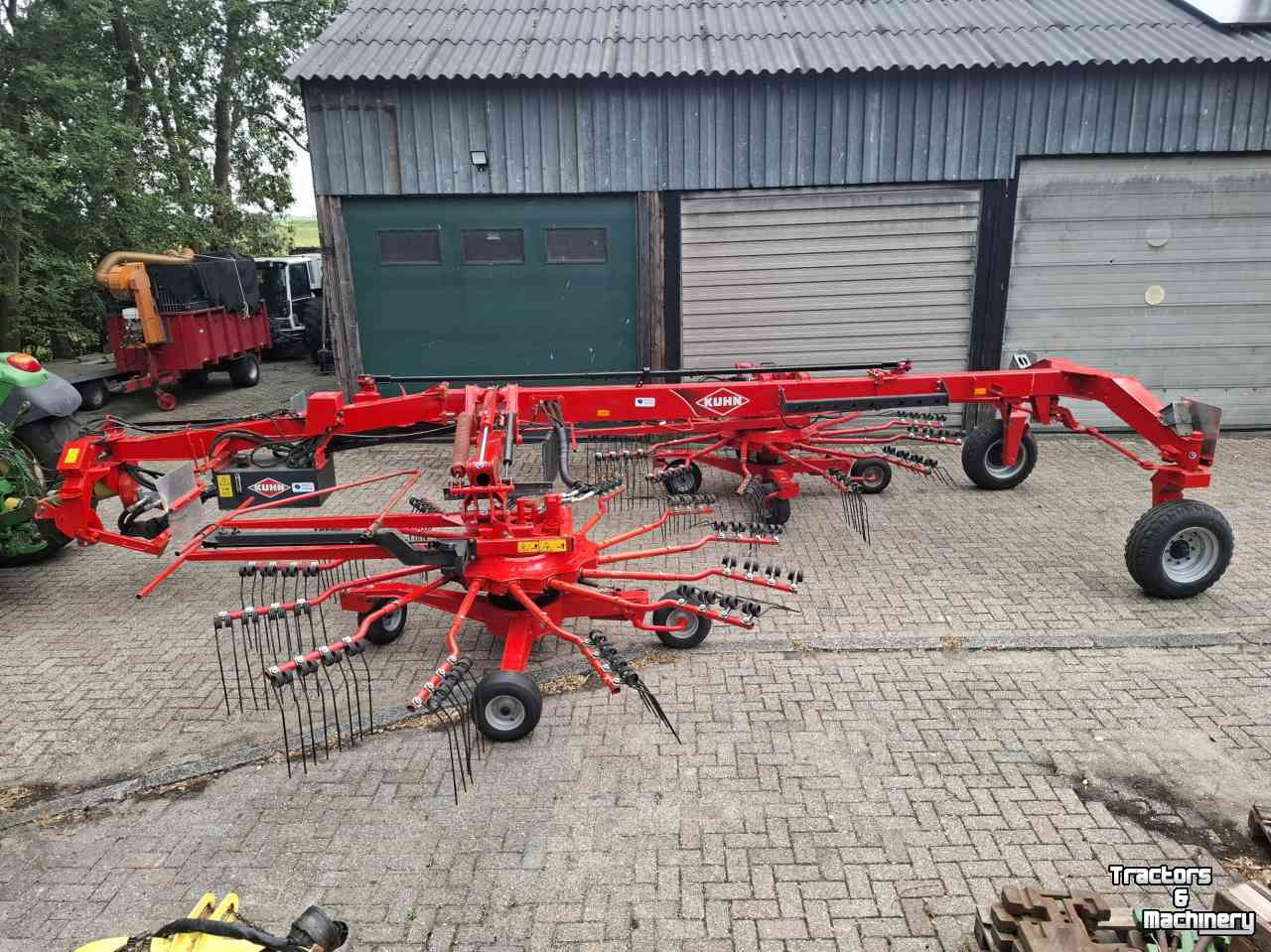 Schwader Kuhn GA 8020 dubbele hark zijafleg, duiner dijker rugger wierser harken opdijker opduiner rotorhark
