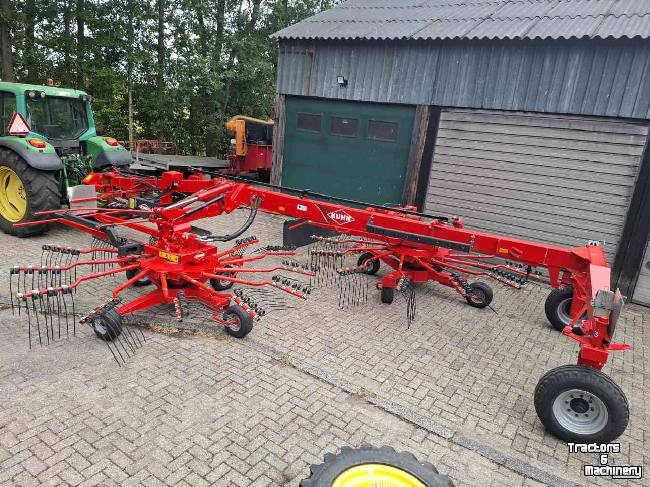 Schwader Kuhn GA 8020 dubbele hark zijafleg, duiner dijker rugger wierser harken opdijker opduiner rotorhark