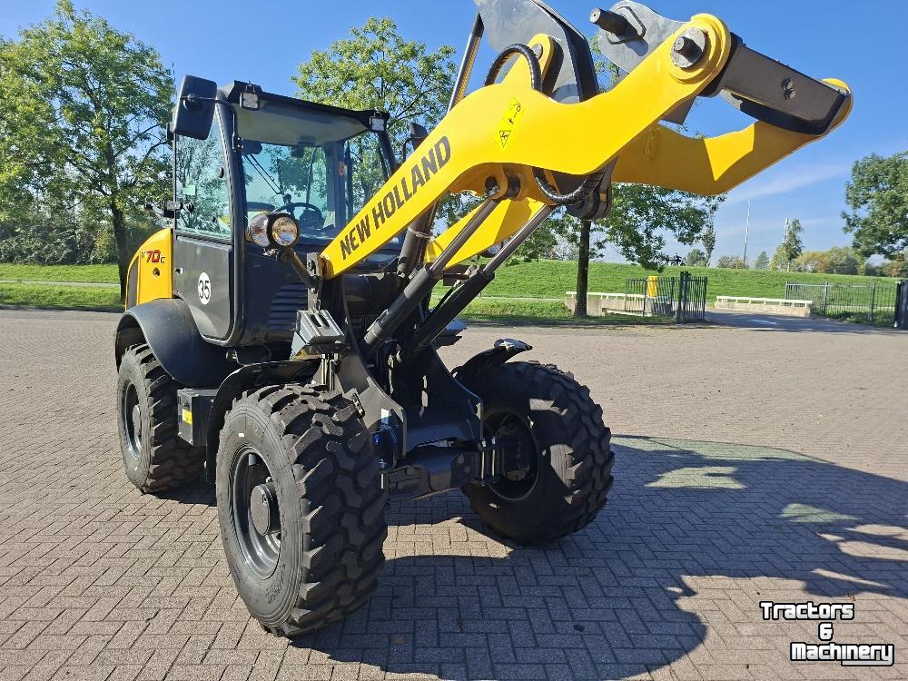 Radlader New Holland W70C