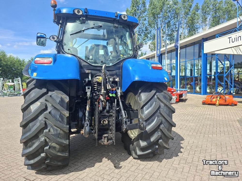 Schlepper / Traktor New Holland T6080