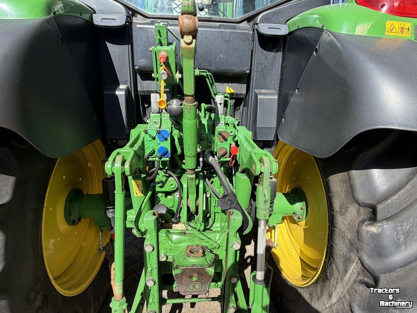 Schlepper / Traktor John Deere 6130M
