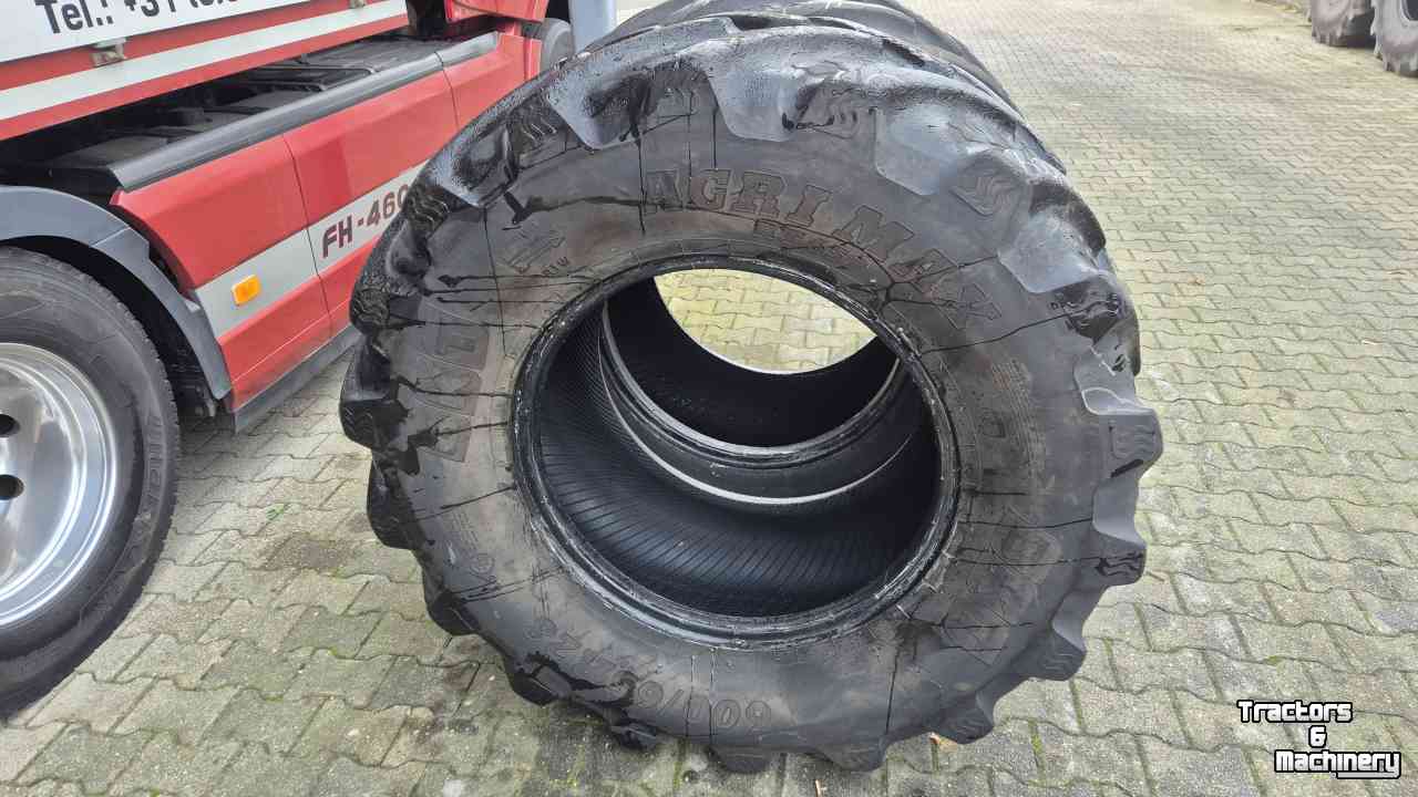 Räder, Reifen, Felgen & Distanzringe BKT 600/65R28 Agrimax RT657 25mm