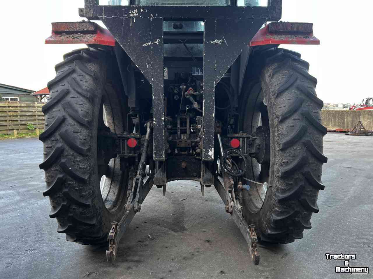 Schlepper / Traktoren Massey Ferguson 4355 | 24/24 powershuttle | Plantdak met voorlader