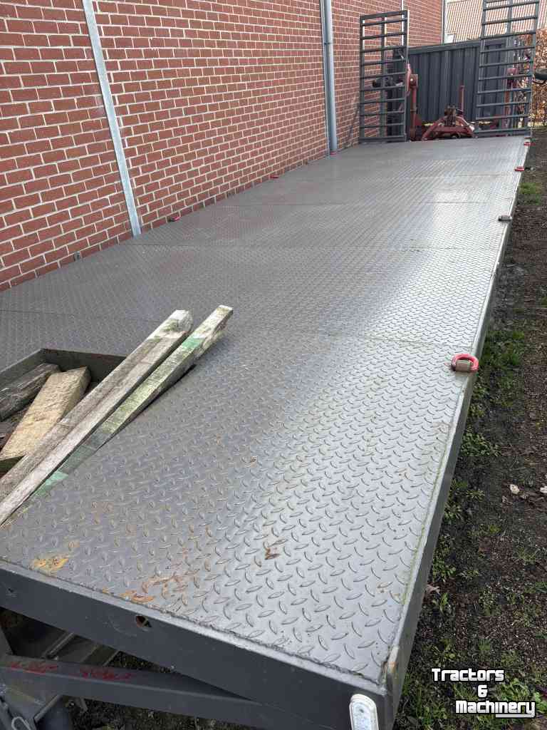 Tiefladeanhänger JBM Oprijwagen
