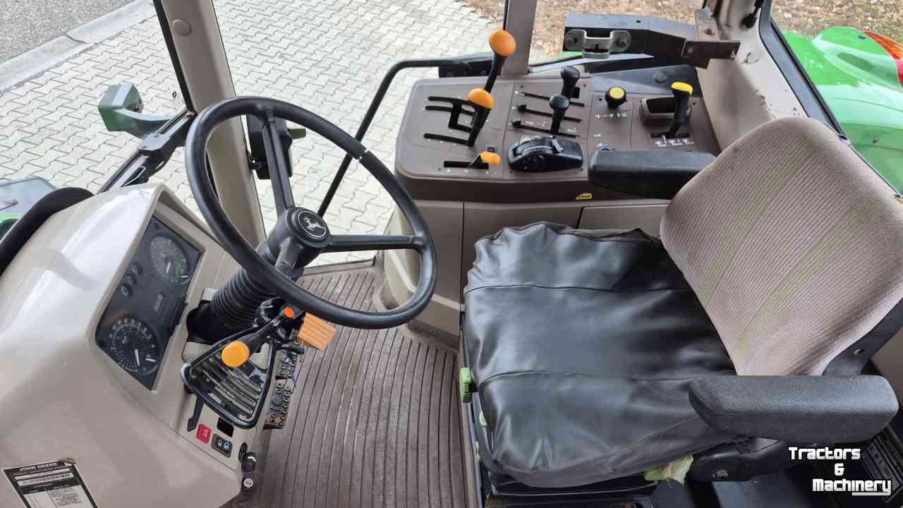 Schlepper / Traktor John Deere 6220 SE PQ zeer nette trekker