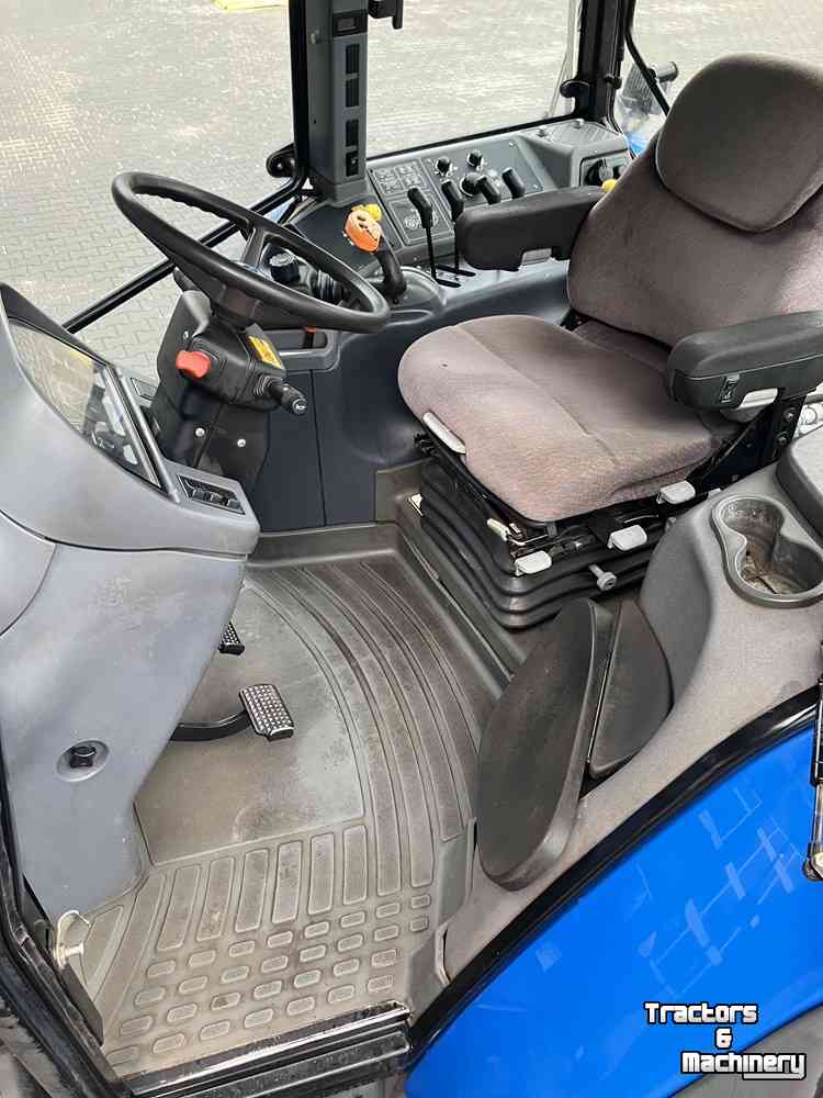 Schlepper / Traktor New Holland TM120 TM 120
