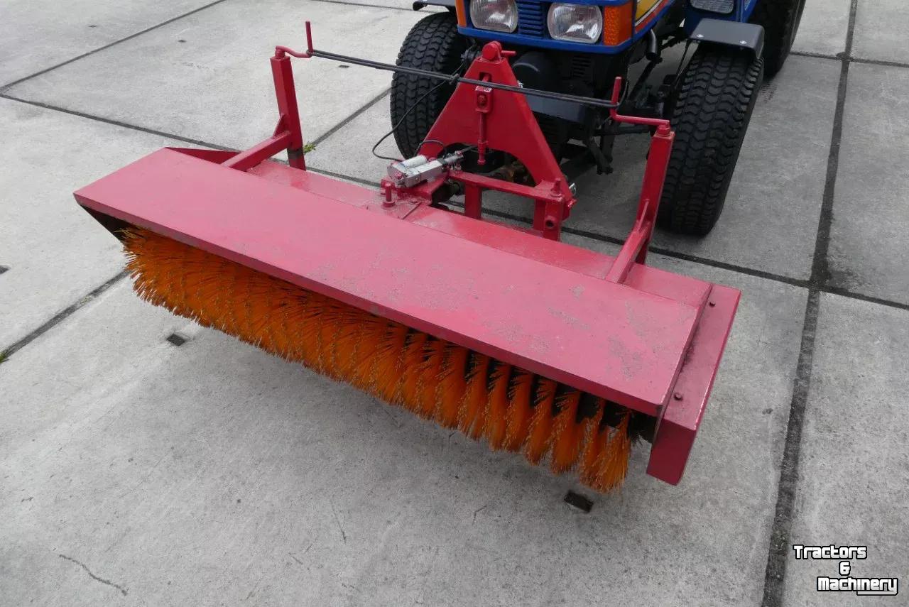 Kehrmaschine  140