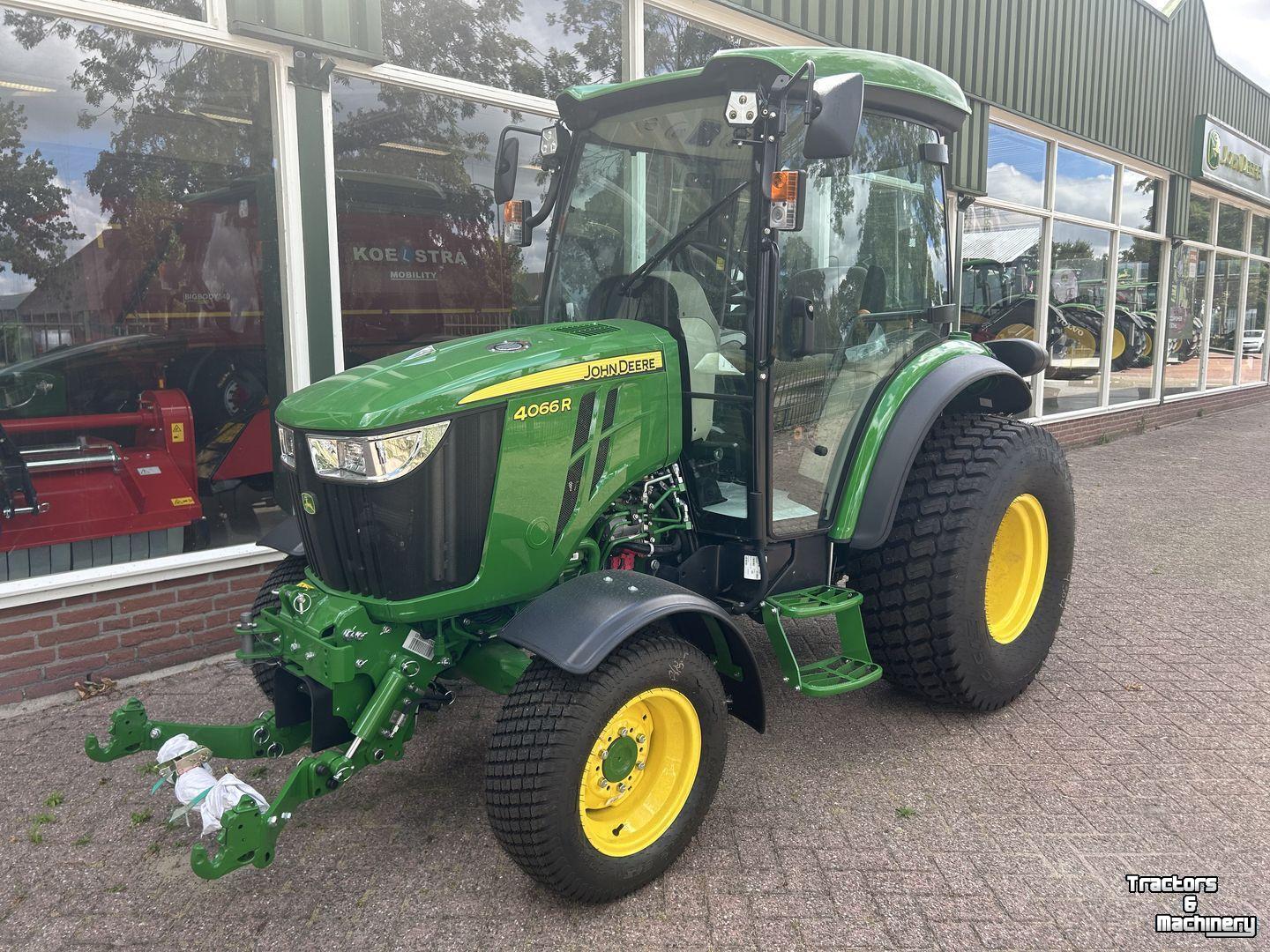 Obsttraktor John Deere 4066R