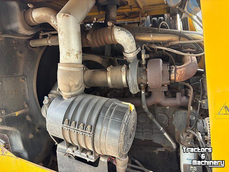 Radlader New Holland W130B