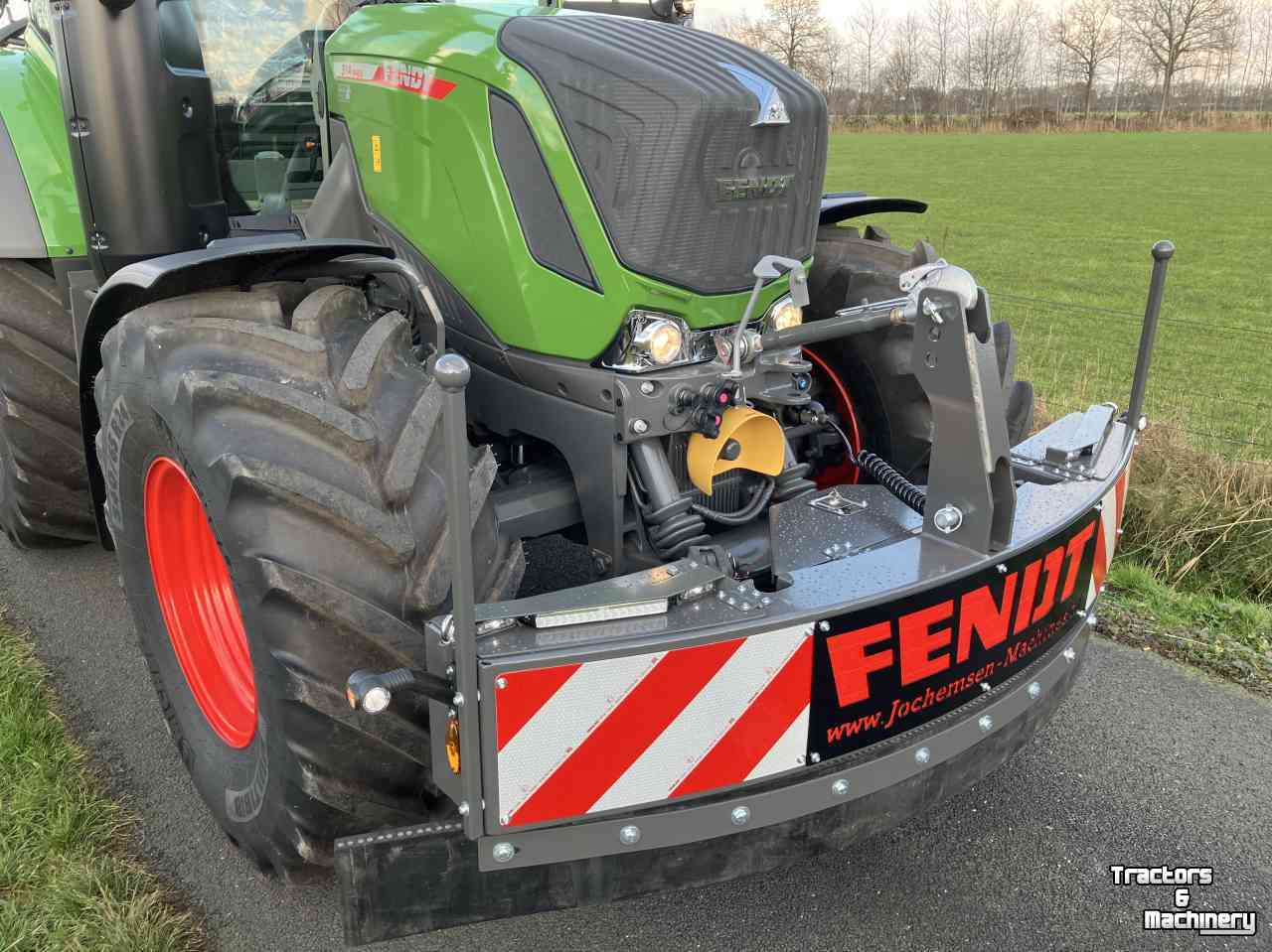 Frontstoßstange Fendt 310 311 312 313 314 Trekkerbumper rubber schuif