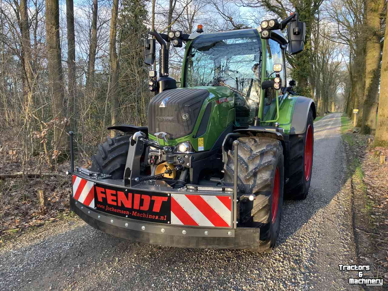 Frontstoßstange Fendt 310 311 312 313 314 Trekkerbumper rubber schuif