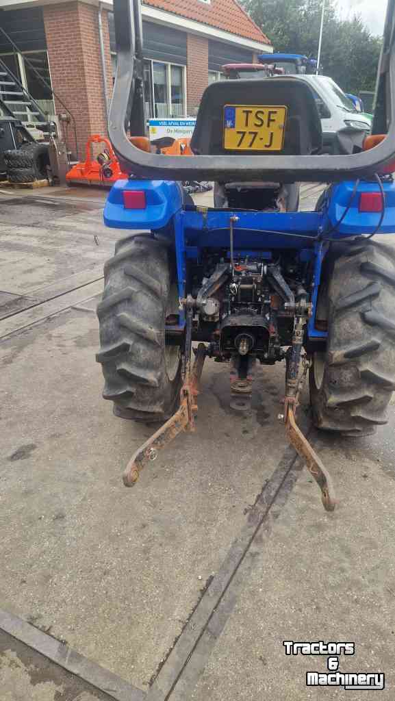 Gartentraktoren New Holland TC 21 d