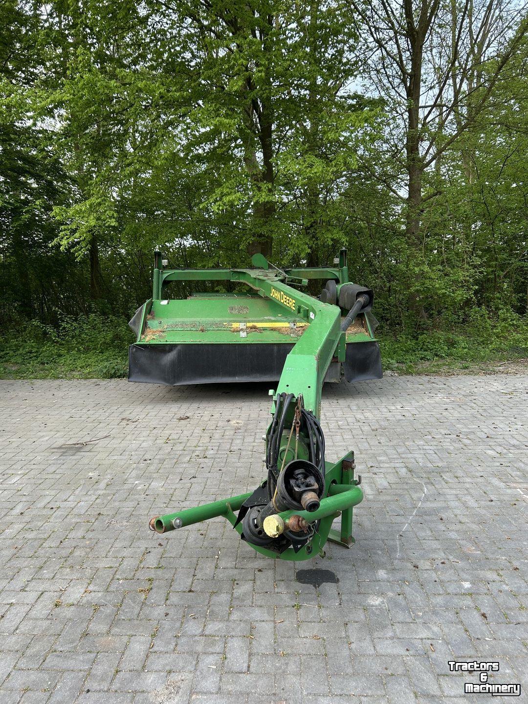 Mähwerk John Deere 530