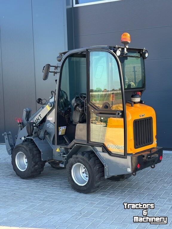 Radlader Giant G1500