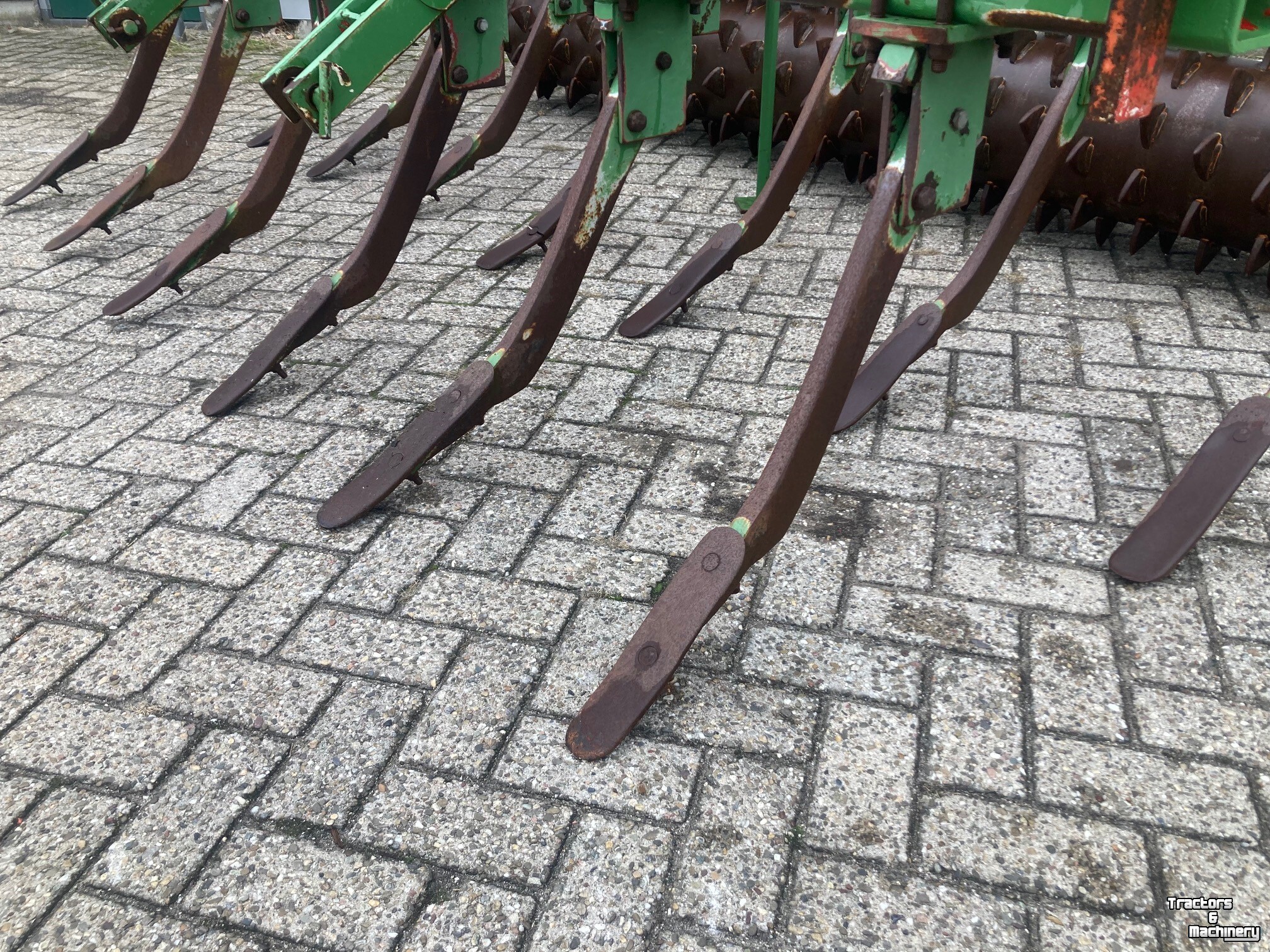 Grubber Cappon Cultivator