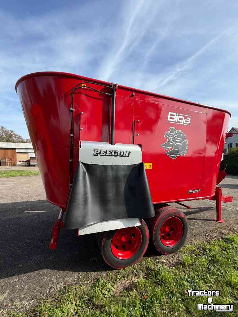 Futtermischwagen Peecon 24-230s