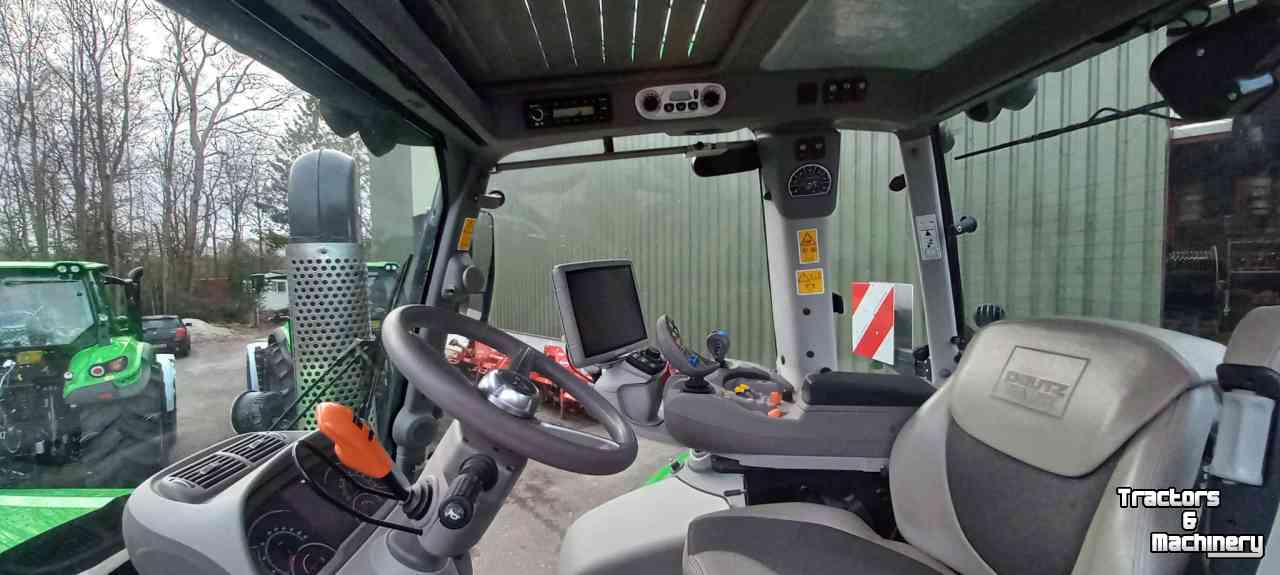 Schlepper / Traktoren Deutz-Fahr 8280 TTV