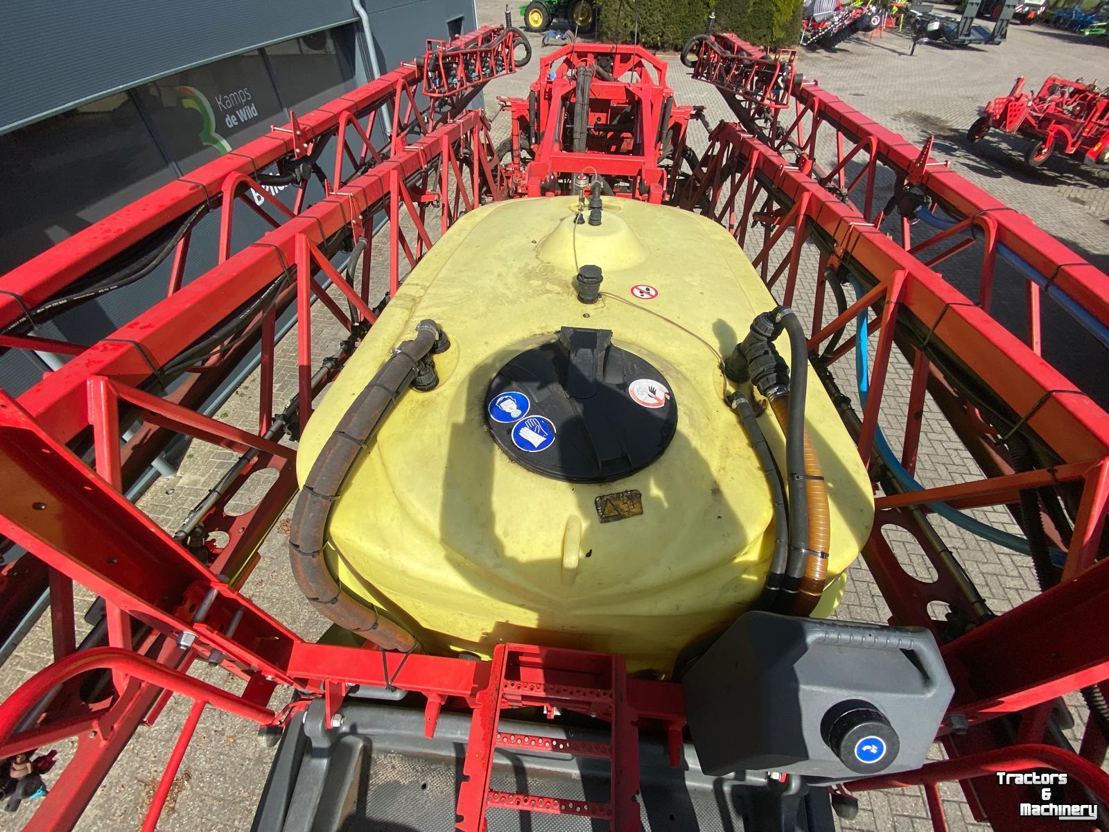 Feldspritze Kverneland iXtrack C40