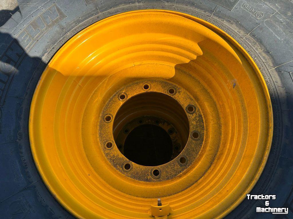 Räder, Reifen, Felgen & Distanzringe Michelin Set 500/70-24  JCB 10-gaats 90%