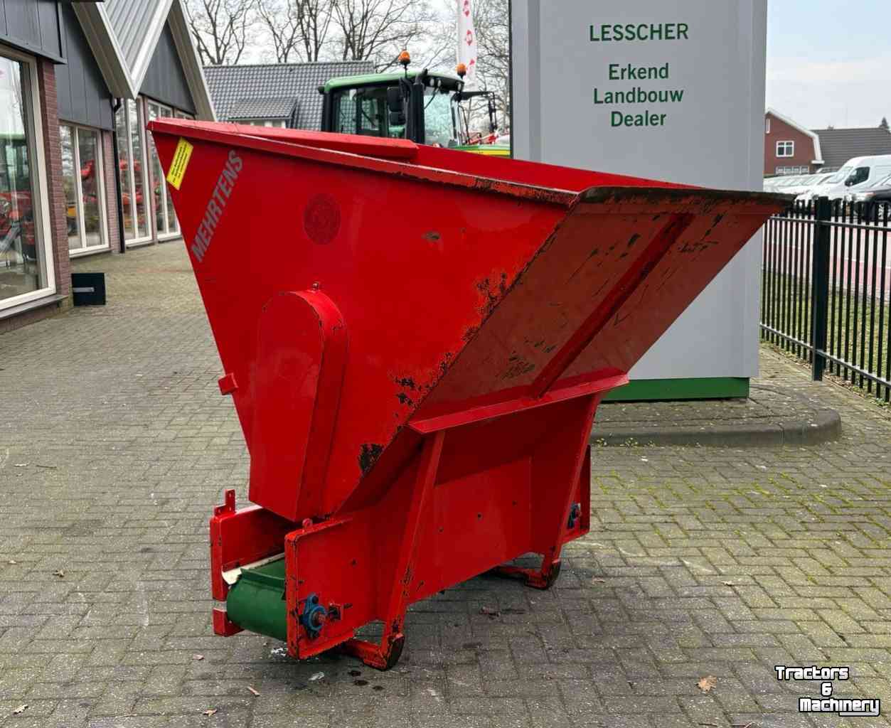 Sägemehl Streuer für Liegeboxen Mehrtens EG1200BL Boxenstrooier