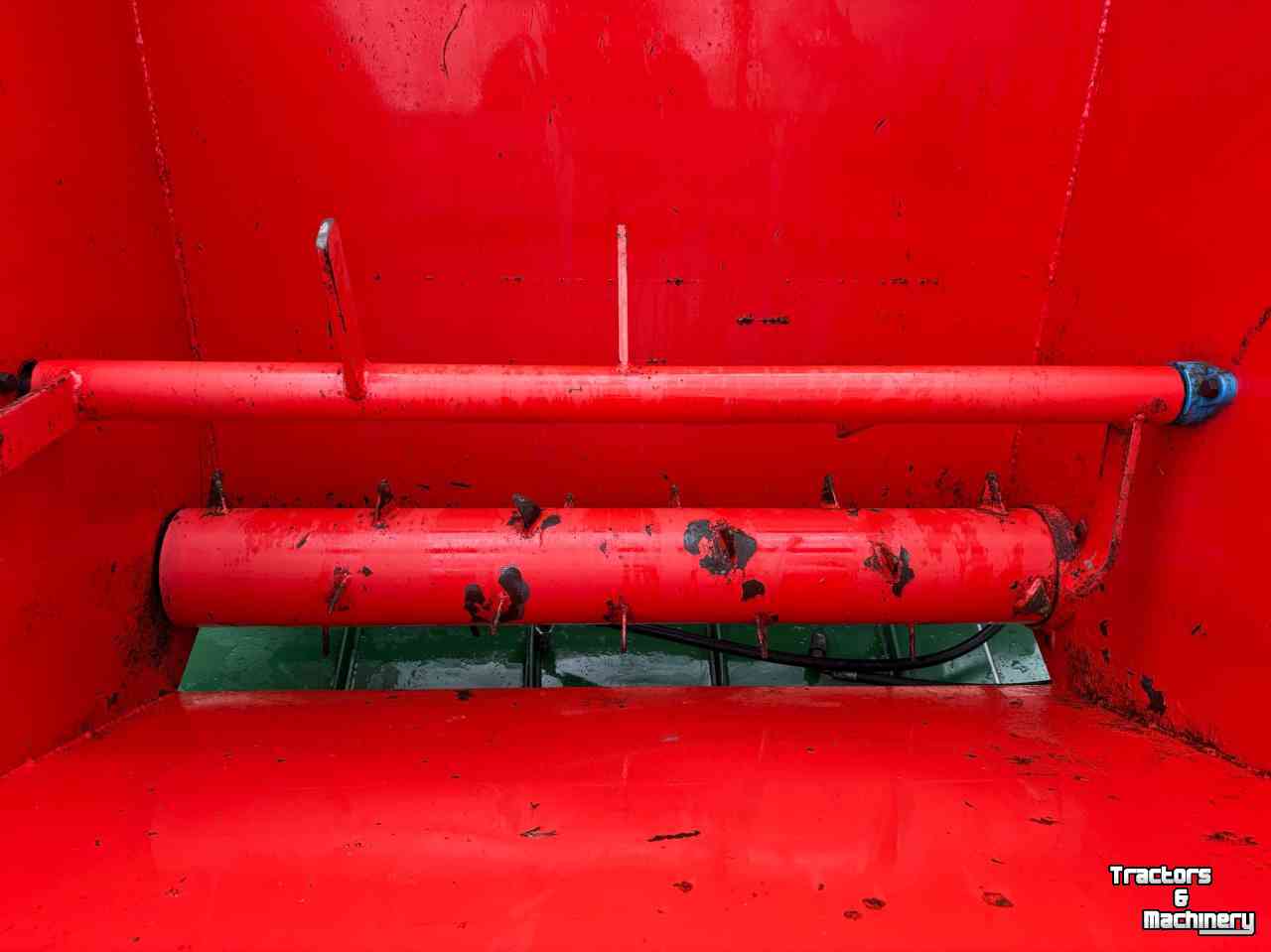 Sägemehl Streuer für Liegeboxen Mehrtens EG1200BL Boxenstrooier