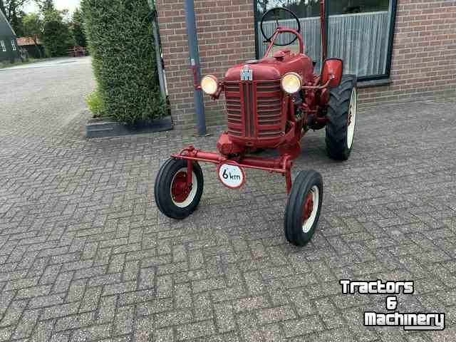 Gartentraktoren Farmall type cup en type H