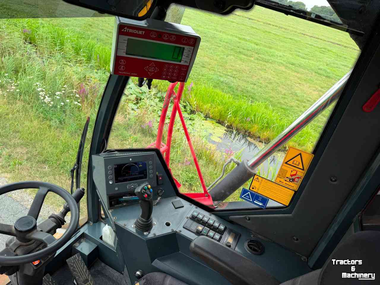 Selbstfahrende Futtermischwagen Trioliet Trioliet Triotrac 2 L2000 Zelfrijdende voermengwagen midejo