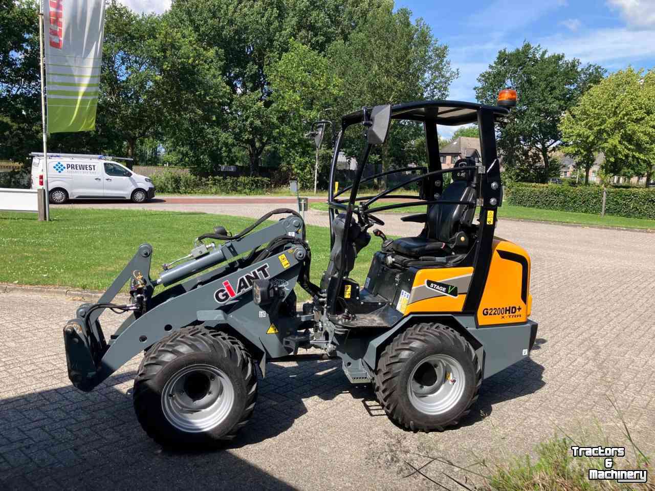 Radlader Giant G2200 HD X-tra