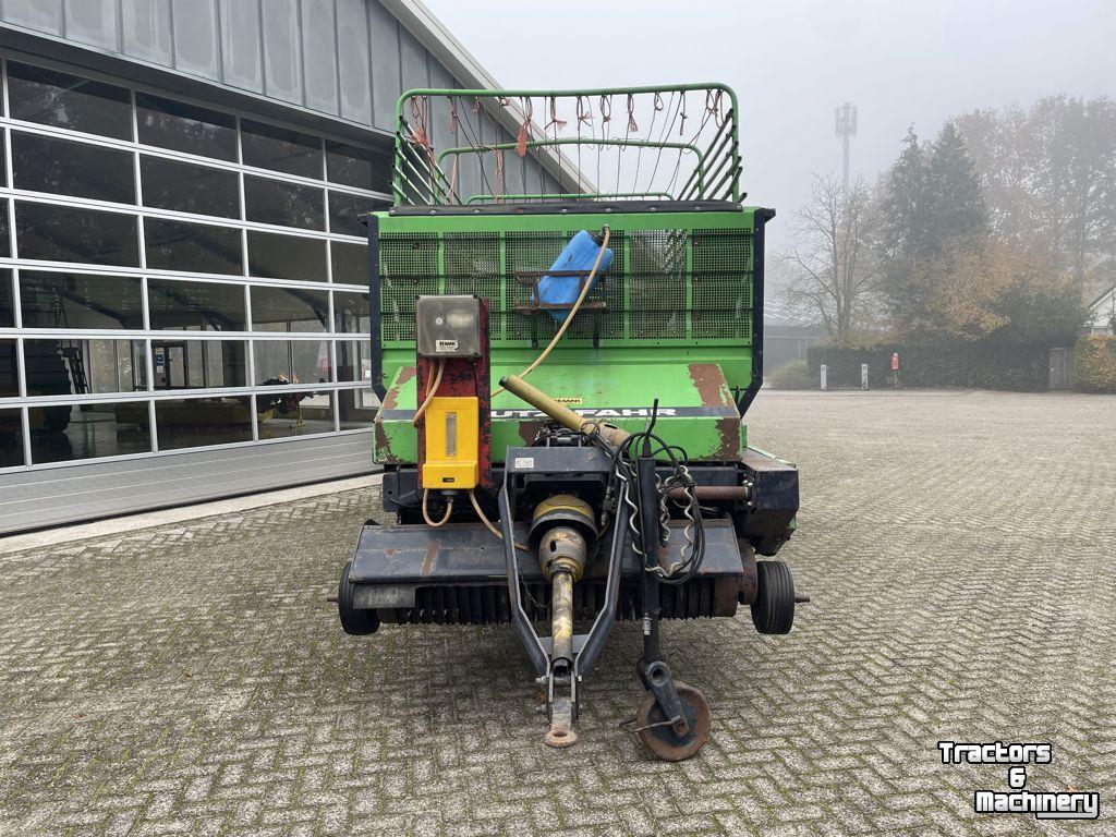 Lade- und Dosierwagen Deutz-Fahr Deutz-Fahr K570 opraapwagen