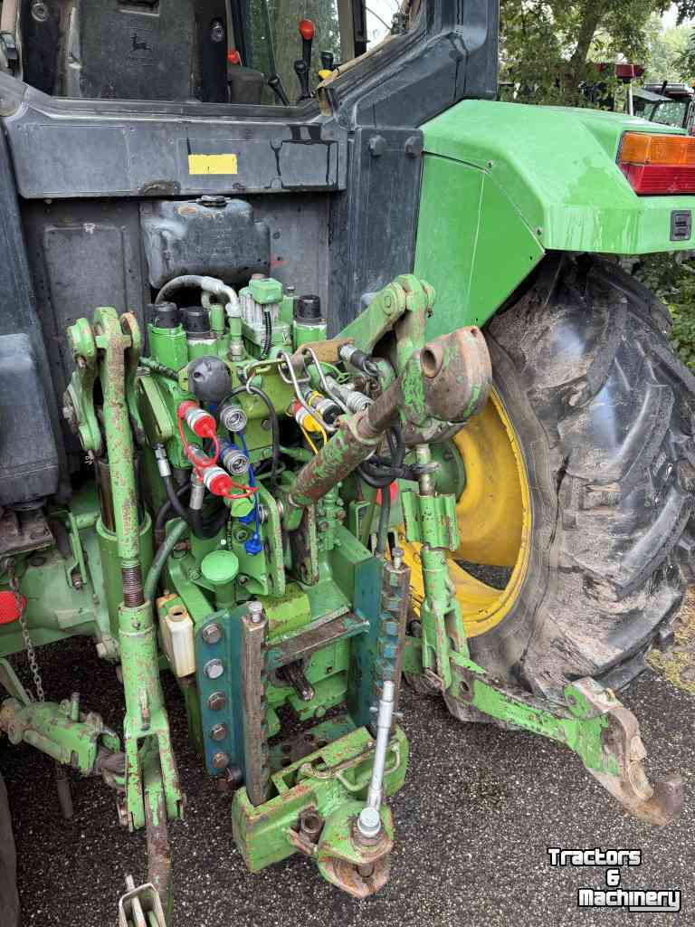 Schlepper / Traktor John Deere 6300