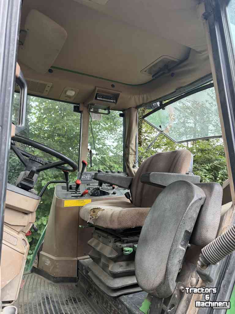 Schlepper / Traktor John Deere 6300