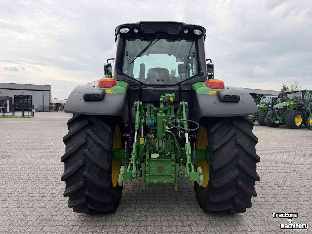 Schlepper / Traktor John Deere 6155M CQ40 2023 1120 UUR FH+FA AUTOTRAC-READY!!!