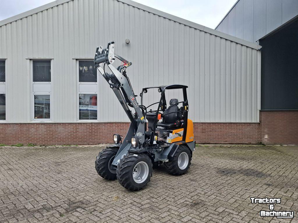 Radlader Giant G1500