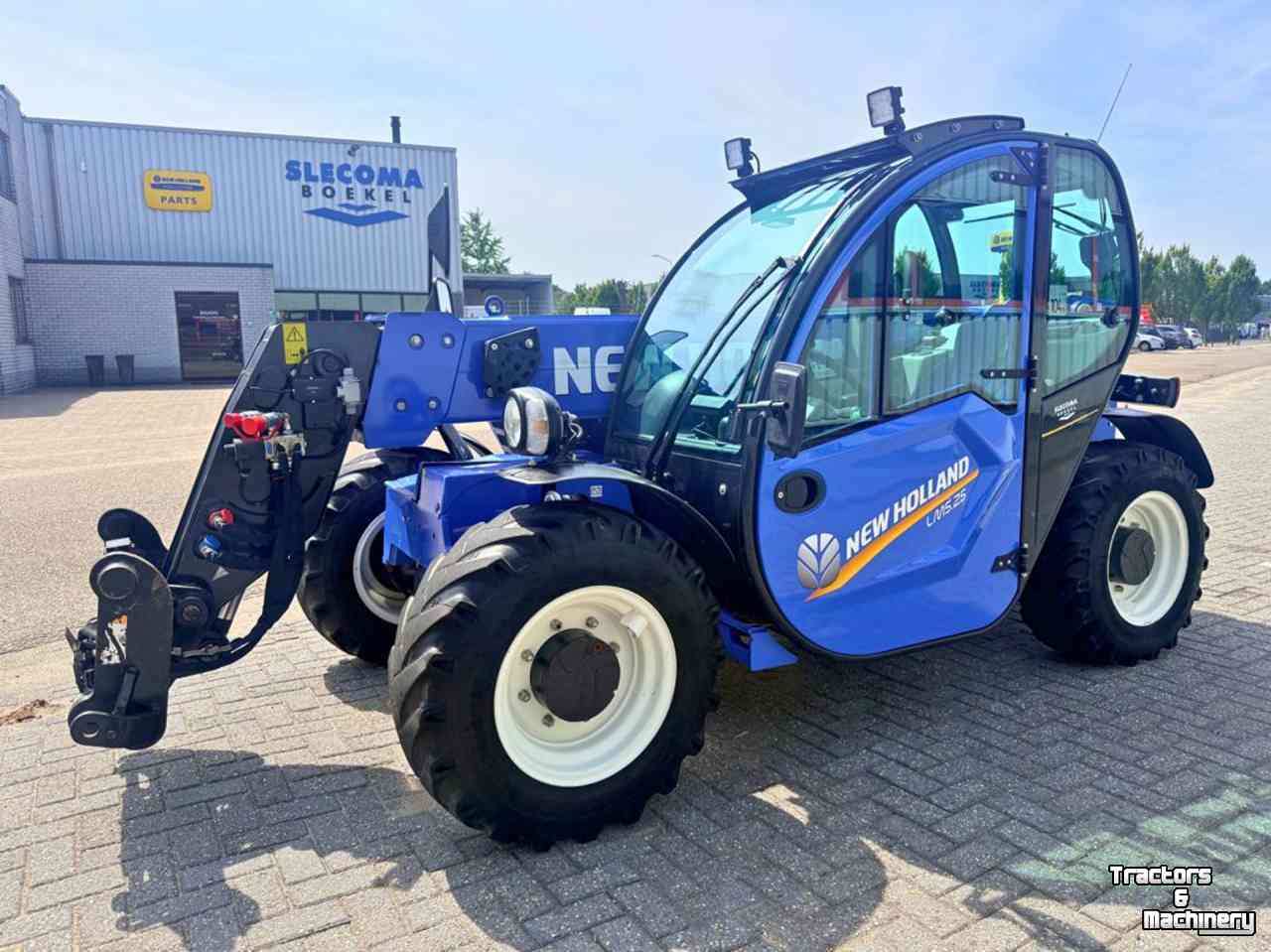 Teleskoplader New Holland LM5.25 Verreiker