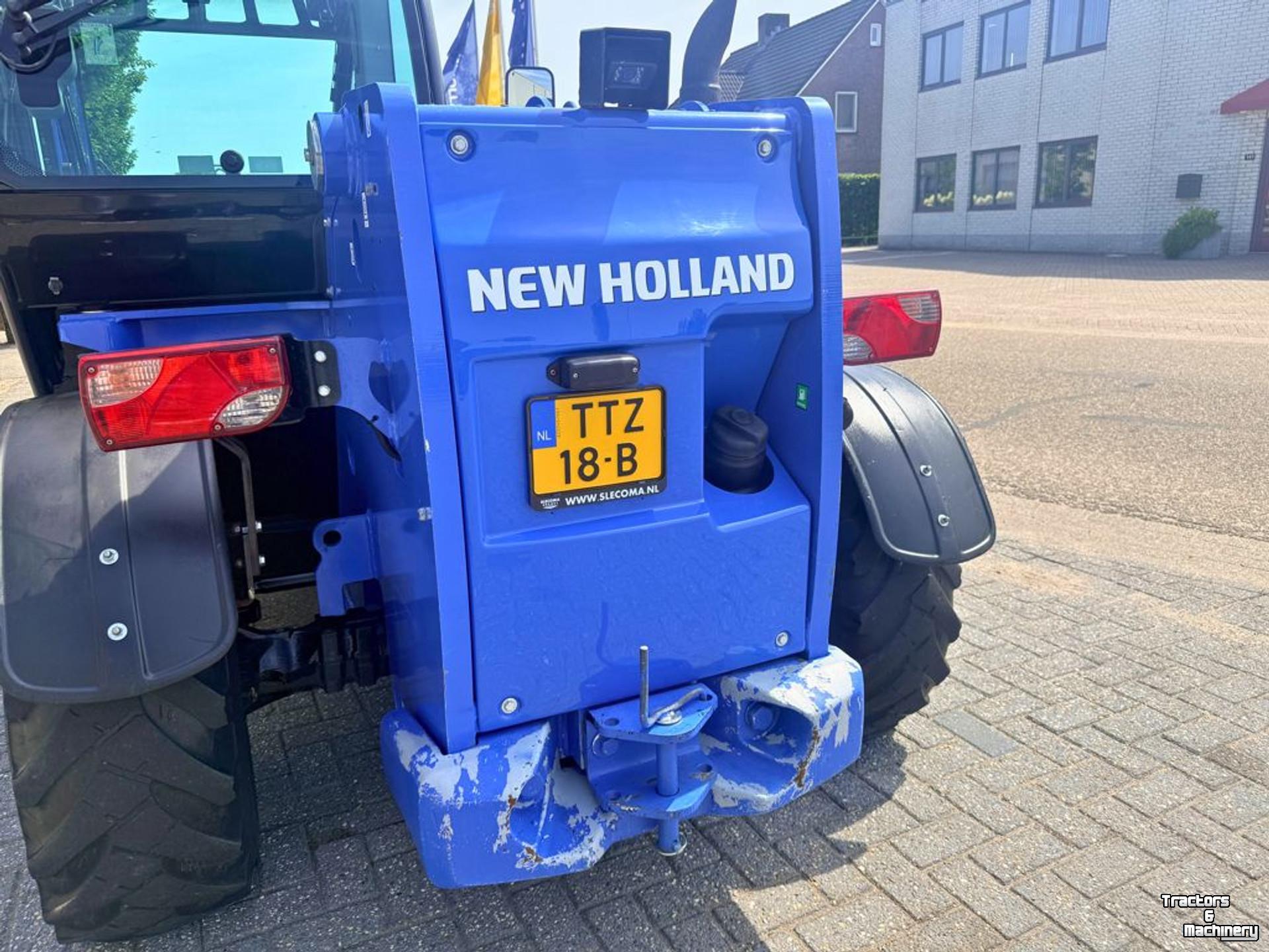Teleskoplader New Holland LM5.25 Verreiker