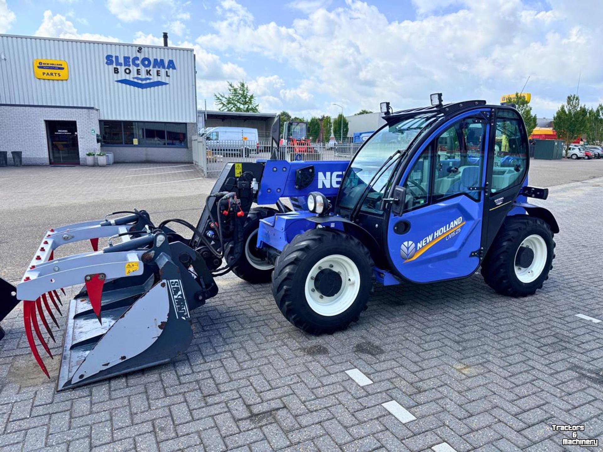 Teleskoplader New Holland LM5.25 Verreiker