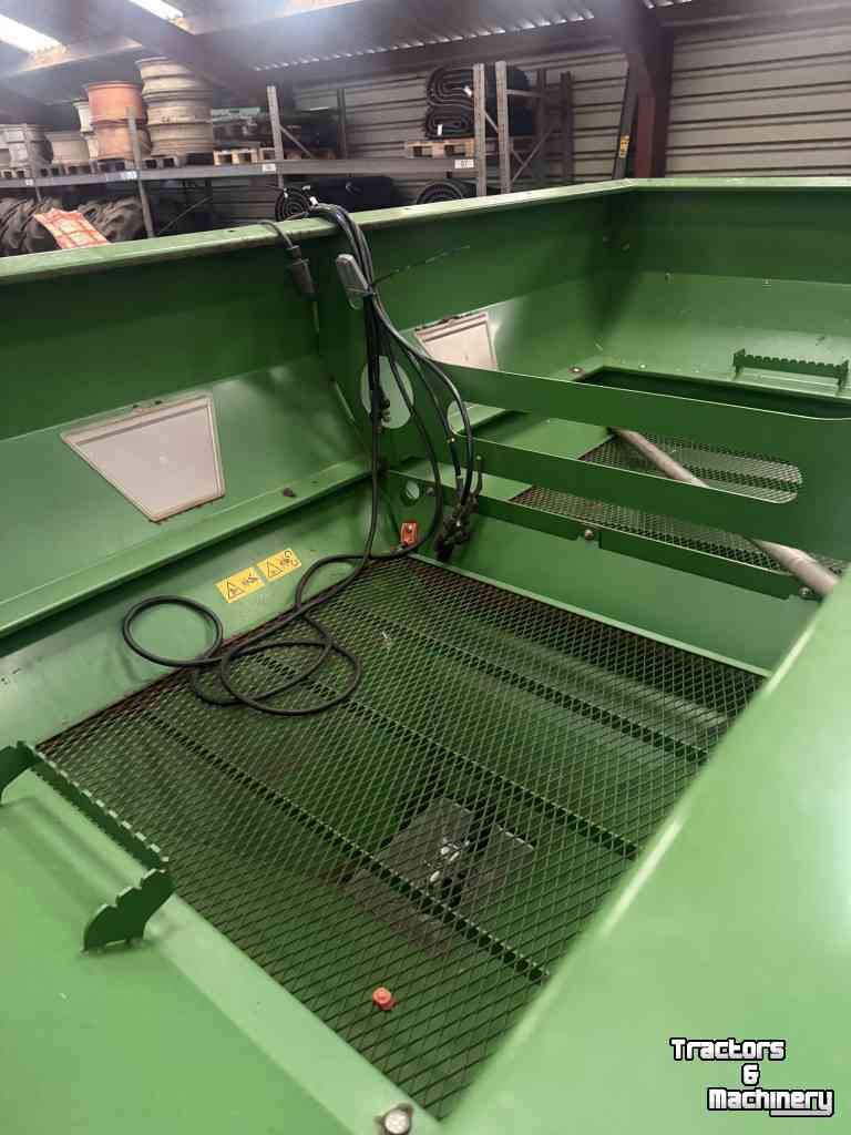 Düngerstreuer Amazone Ultra 3000