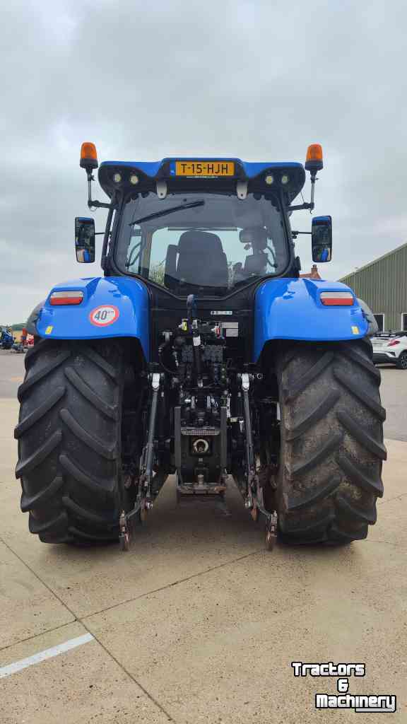 Schlepper / Traktor New Holland T7.245 PC Sidewinder INT4