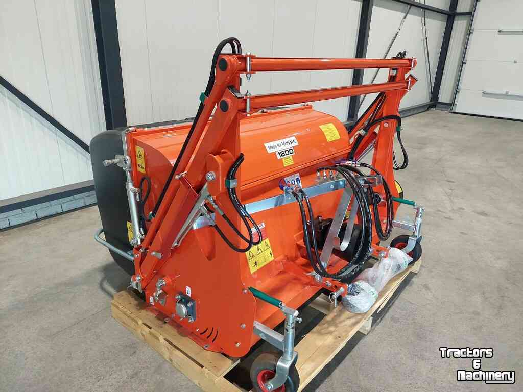 Schlegelmulchgeräte Kubota Koala 1600 Prof Klepelmaaier Overjarig